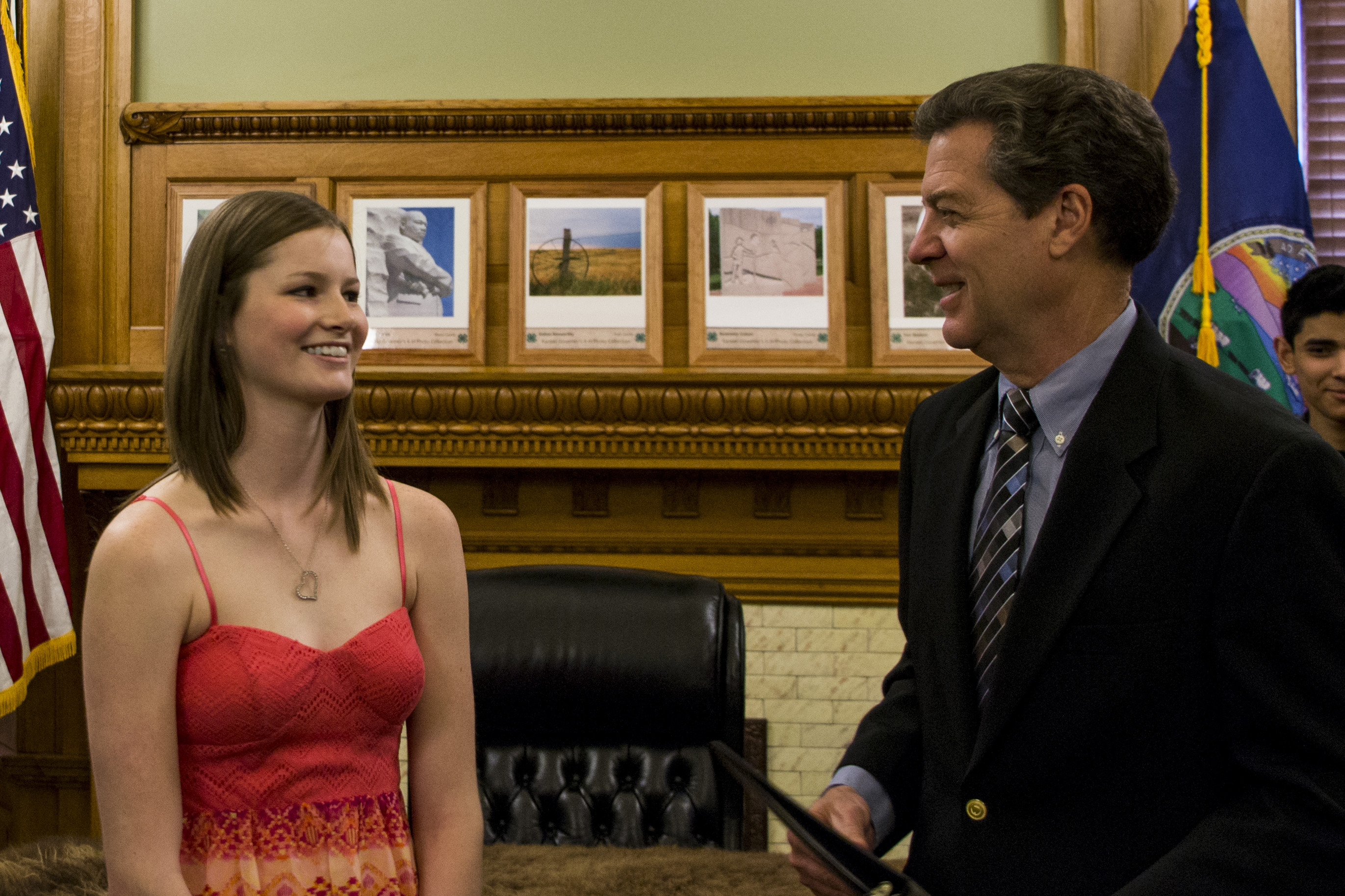 Governor Brownback with Destiny Shelton.